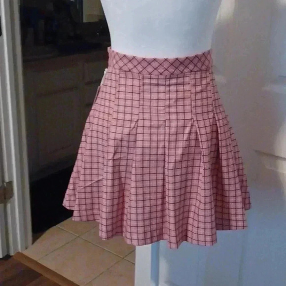 🍭🐾New mini pleated skirt🎉 - Picture 5 of 11